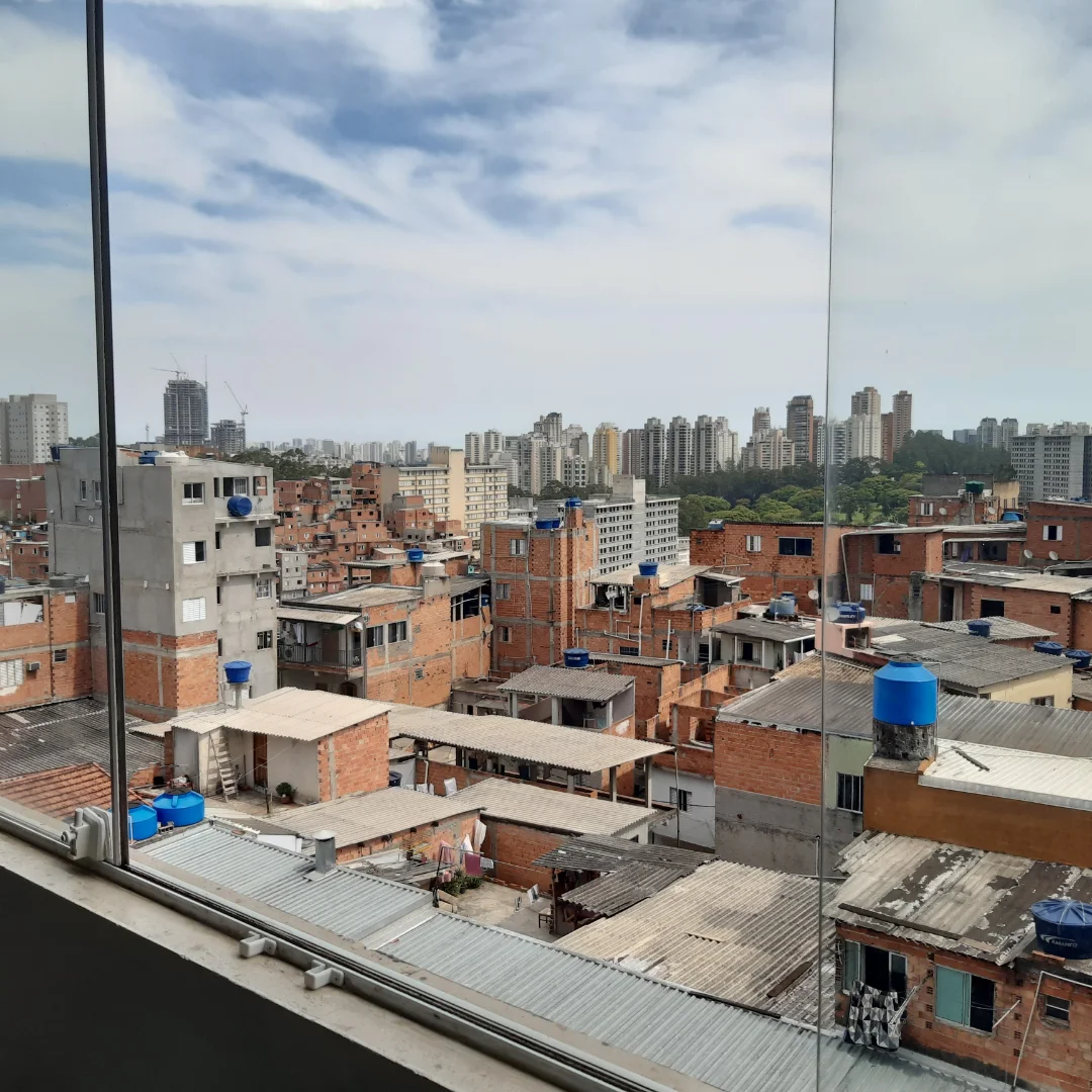 Alunos desenvolvendo jogos